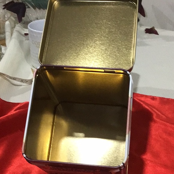 Vintage Decorative cans - Picture 2 of 2